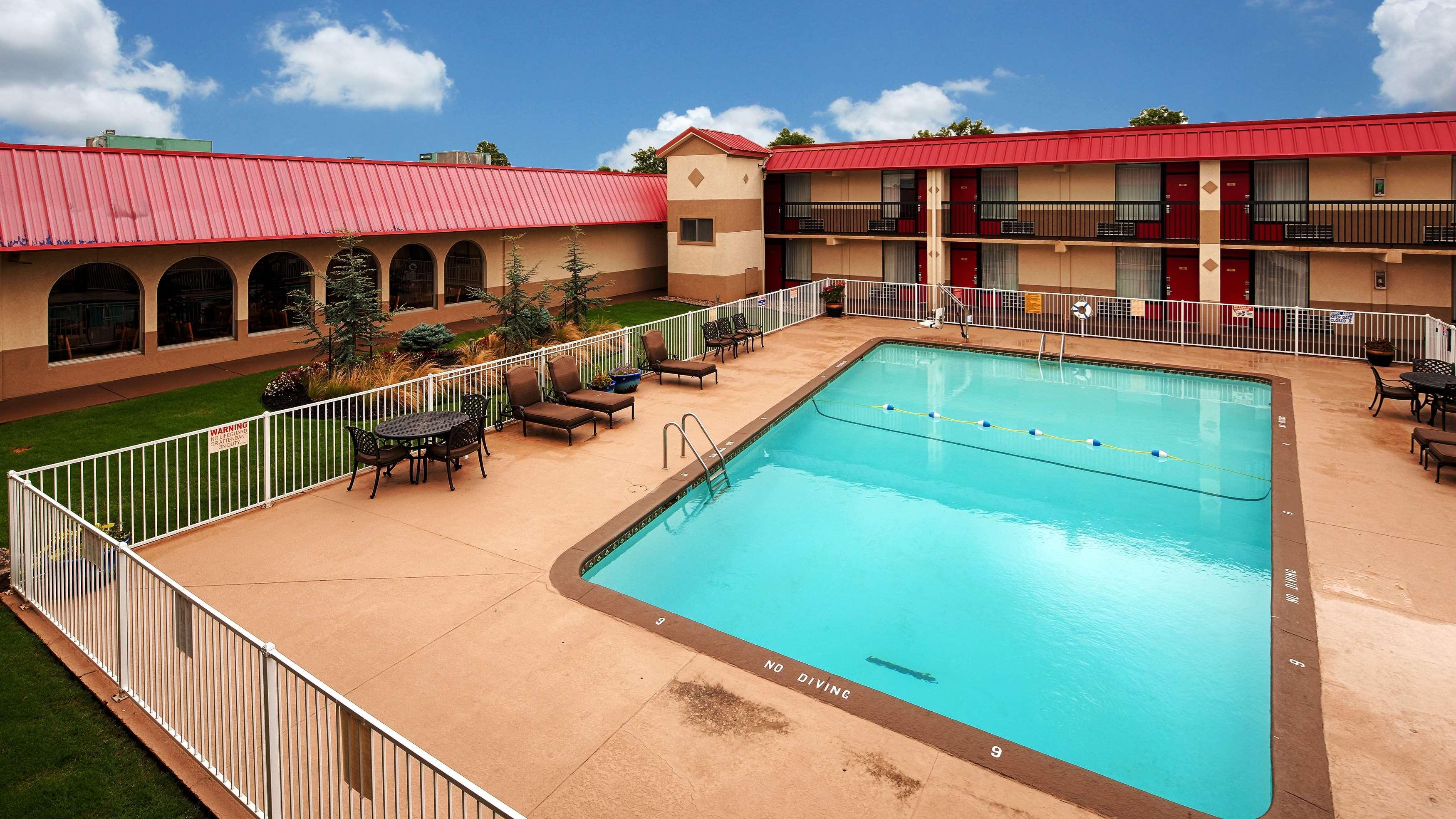 Best Western Tulsa Airport Exteriör bild