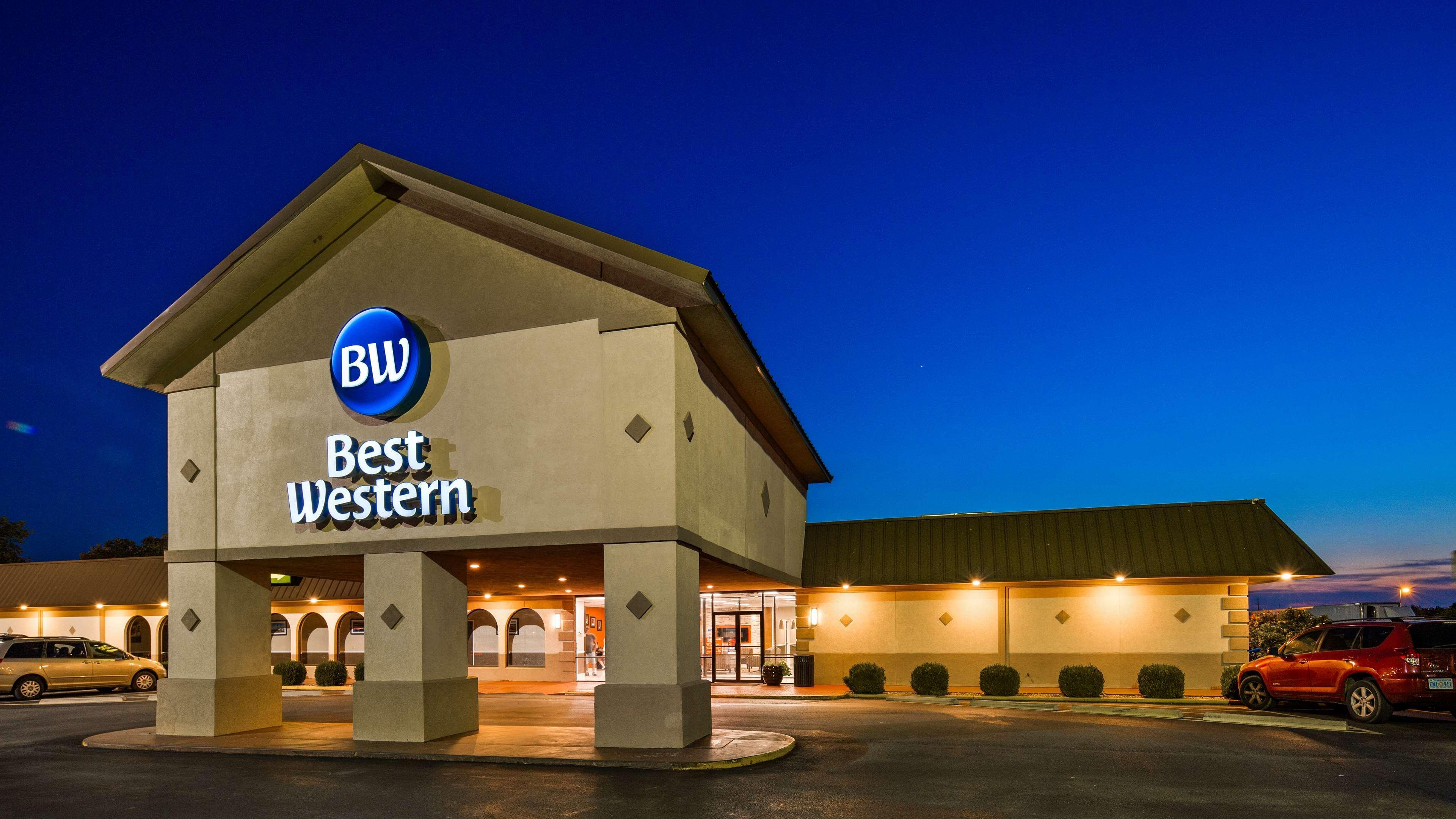 Best Western Tulsa Airport Exteriör bild
