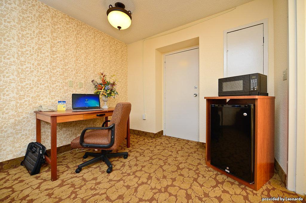 Best Western Tulsa Airport Rum bild