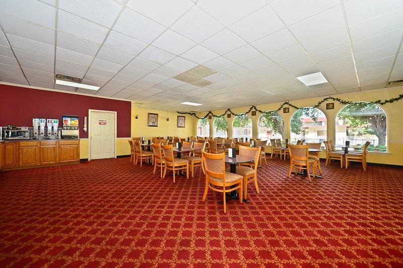 Best Western Tulsa Airport Exteriör bild